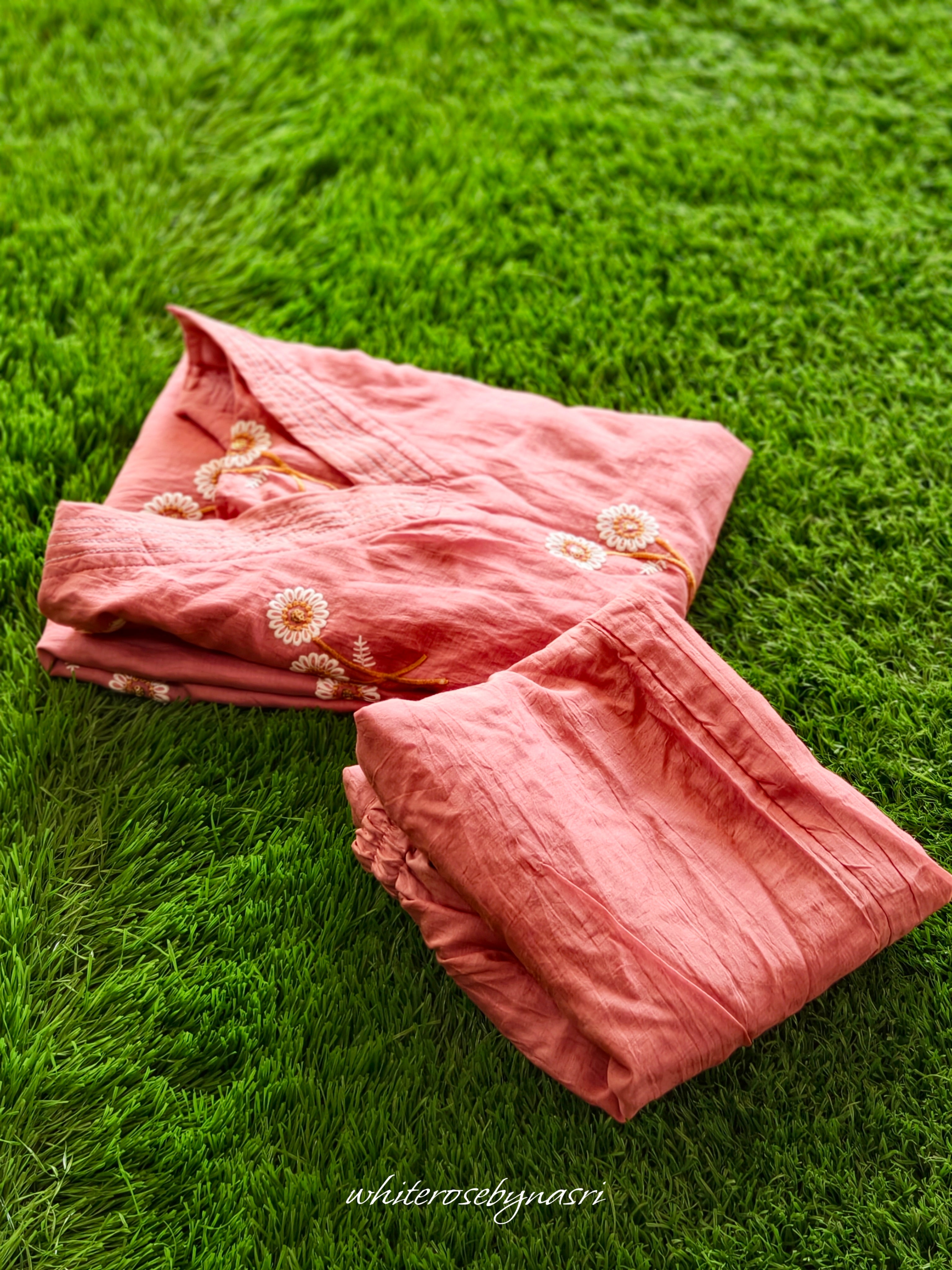 Co -ord set peach shade